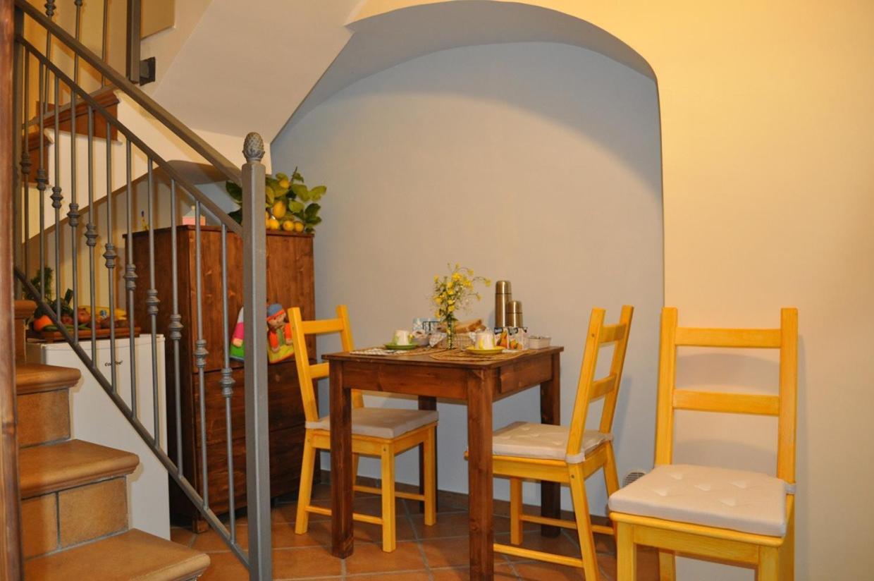 Bed and Breakfast L'Antico Giardino Vietri Exterior foto
