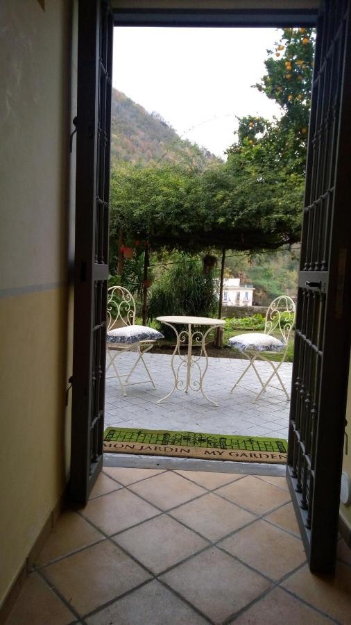 Bed and Breakfast L'Antico Giardino Vietri Exterior foto